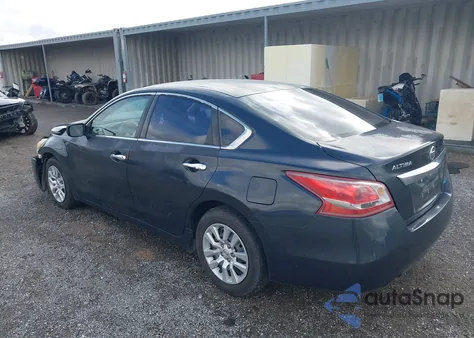 2013 Nissan Altima 2.5 S z USA, uszkodzony, nr VIN 1N4AL3AP9DN583613